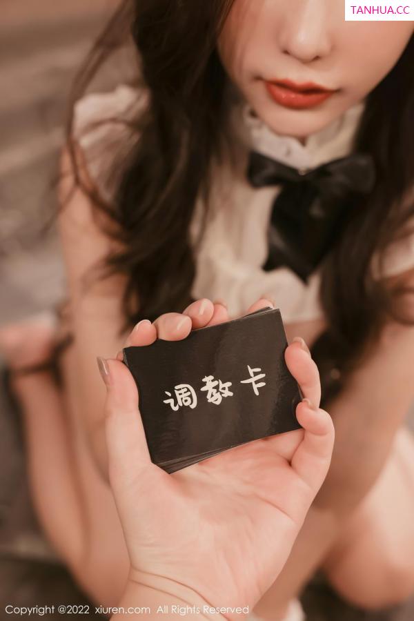 尹甜甜  [XiuRen]高清写真图 2022.03.01 No.4650 尹甜甜第3张图片